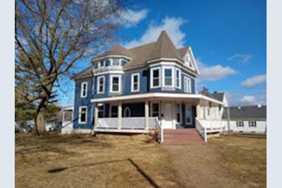 619 7th Avenue - Photo 1