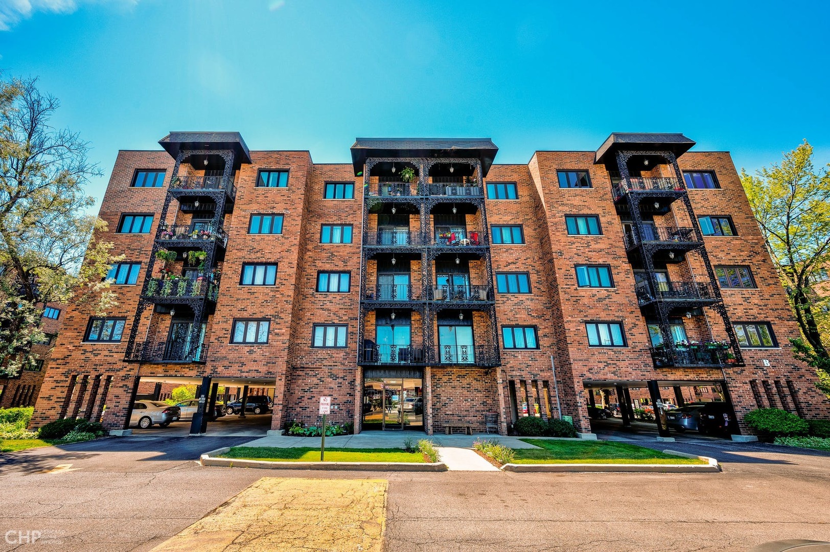 9355 Landings Ln #201, Des Plaines, IL 60016, MLS# 11128786