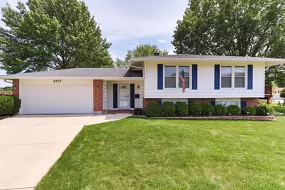 807 Concord Cove, Hoffman Estates, IL 60192 - Photo 1
