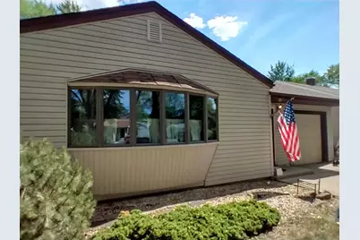 499 E Prairie Avenue, Des Plaines, IL 60016 - Photo 1