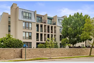 640 Winnetka Mews #306, Winnetka, IL 60093 - Photo 1