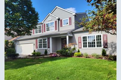 612 Brooking Court - Photo 1