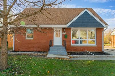 18616 Morris Avenue - Photo 1