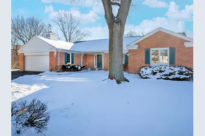 1215 Canterbury Lane, Glenview, IL 60025 - Photo 1