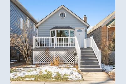 4944 N Leavitt St, Chicago, IL 60625 - MLS 11306984 - Coldwell Banker