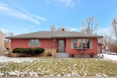 171 N La Salle Avenue - Photo 1