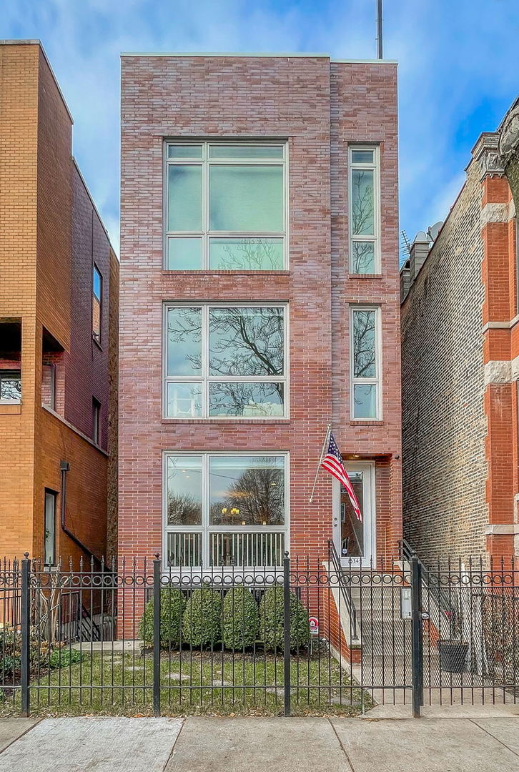 1534 N Wood St #1, Chicago, IL 60622 - MLS 11367947 - Coldwell Banker