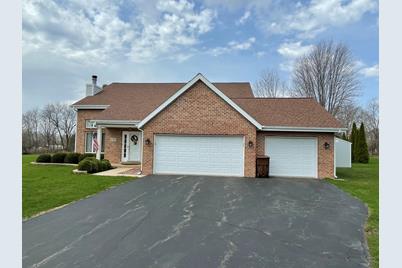 8797 W Ridge Drive, Belvidere, IL 61008 - Photo 1