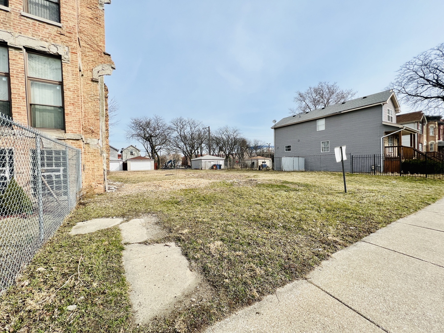 3122 W Walnut St, Chicago, IL 60612 - MLS 11394147 - Coldwell Banker