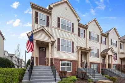 1231 Willow Avenue, Des Plaines, IL 60016 - Photo 1