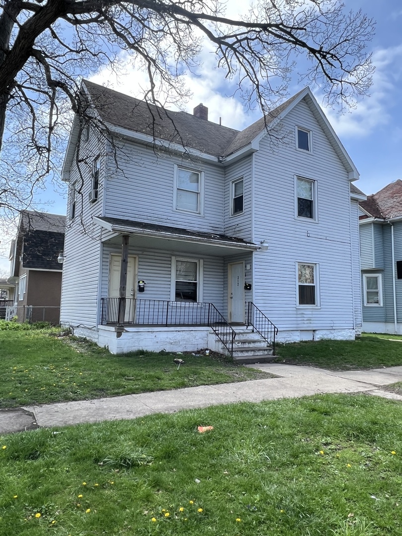 310 W Merchant St, Kankakee, IL 60901 - MLS 11399823 - Coldwell Banker