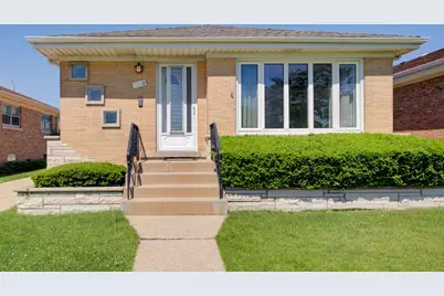 4950 N Neenah Avenue, Chicago, IL 60656 - Photo 1