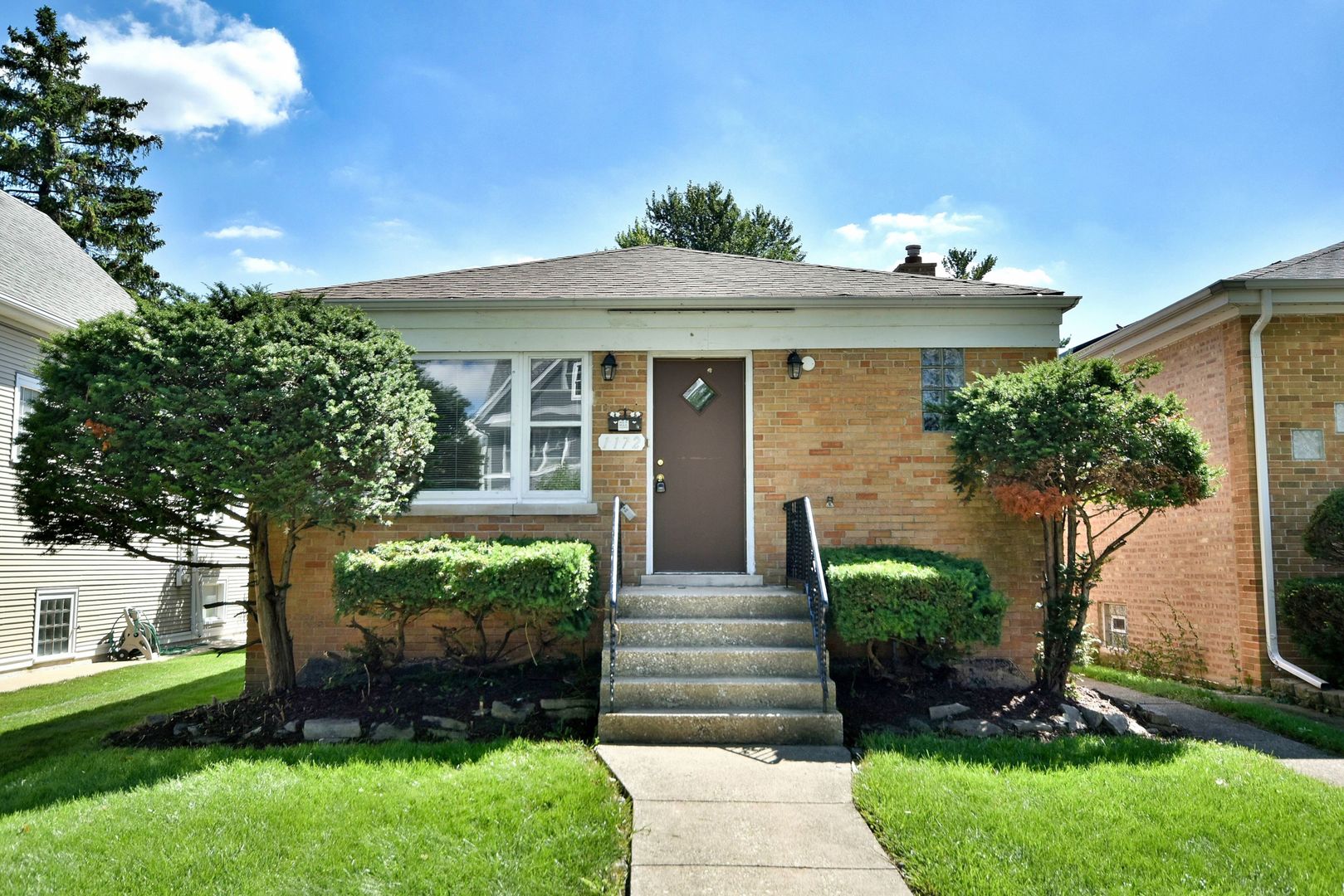 1172 S Grove Ave, Oak Park, IL 60304 - MLS 11489198 - Coldwell Banker