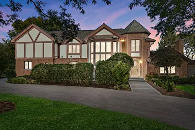 318 Trinity Lane, Oak Brook, IL 60523 - Photo 1