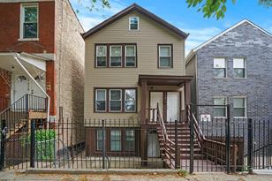 2354 S Oakley Ave #E, Chicago, IL 60608 - MLS 10698953 - Coldwell Banker