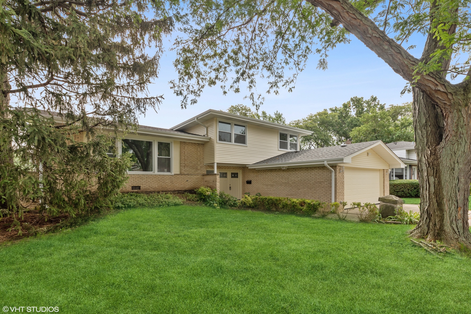 1929 N Spruce Terrace, Arlington Heights, IL 60004 - MLS 11651751 ...