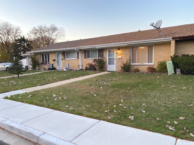 9401 Sumac Rd #B, Des Plaines, IL 60016 - MLS 11663843 - Coldwell Banker