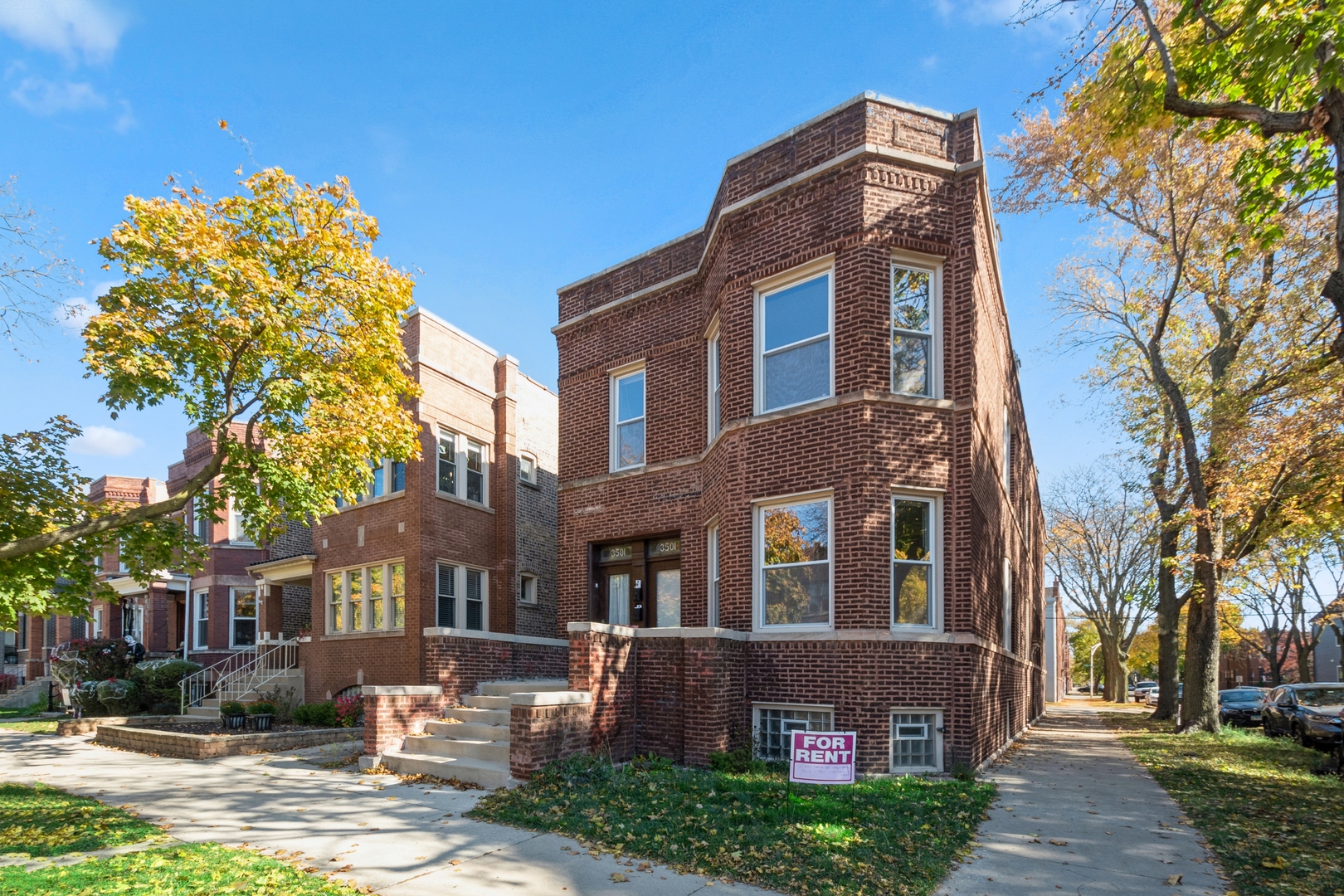 3501 N Oakley Ave #1W, Chicago, IL 60618 - MLS 11663938 - Coldwell Banker