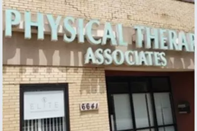 6641 W Ogden Avenue, Berwyn, IL 60402 - Photo 1