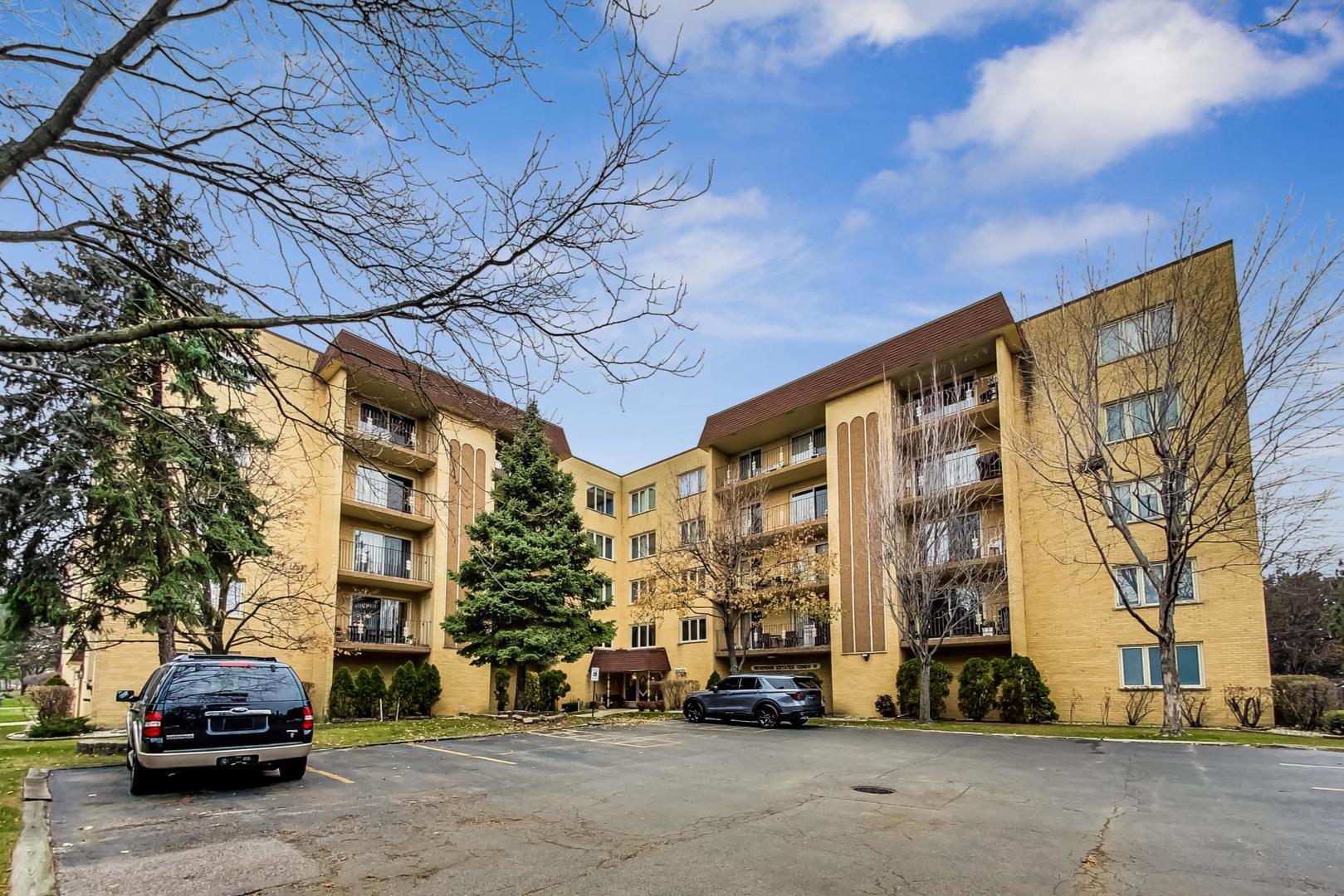 6400 W Belle Plaine Ave #307, Chicago, IL 60634 - MLS 11692358 ...