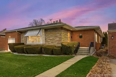 9641 S Avers Avenue, Evergreen Park, IL 60805 - Photo 1