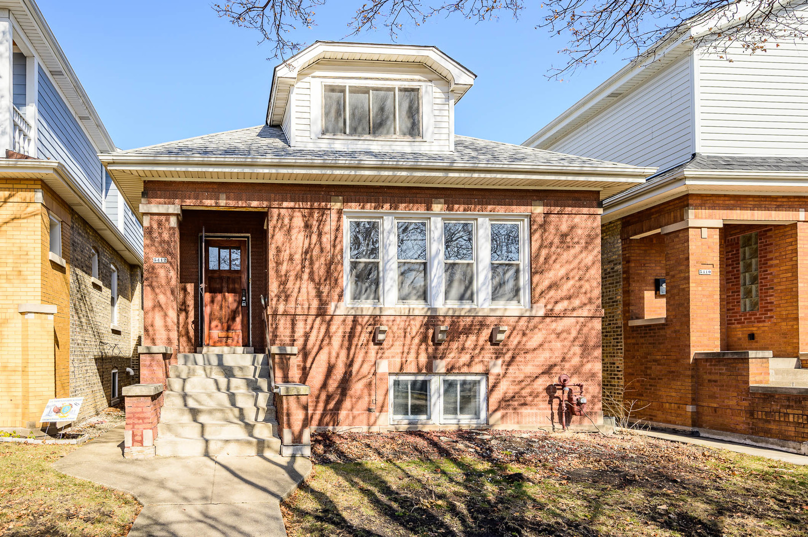 5412 W Henderson St, Chicago, IL 60641 - MLS 11720609 - Coldwell Banker