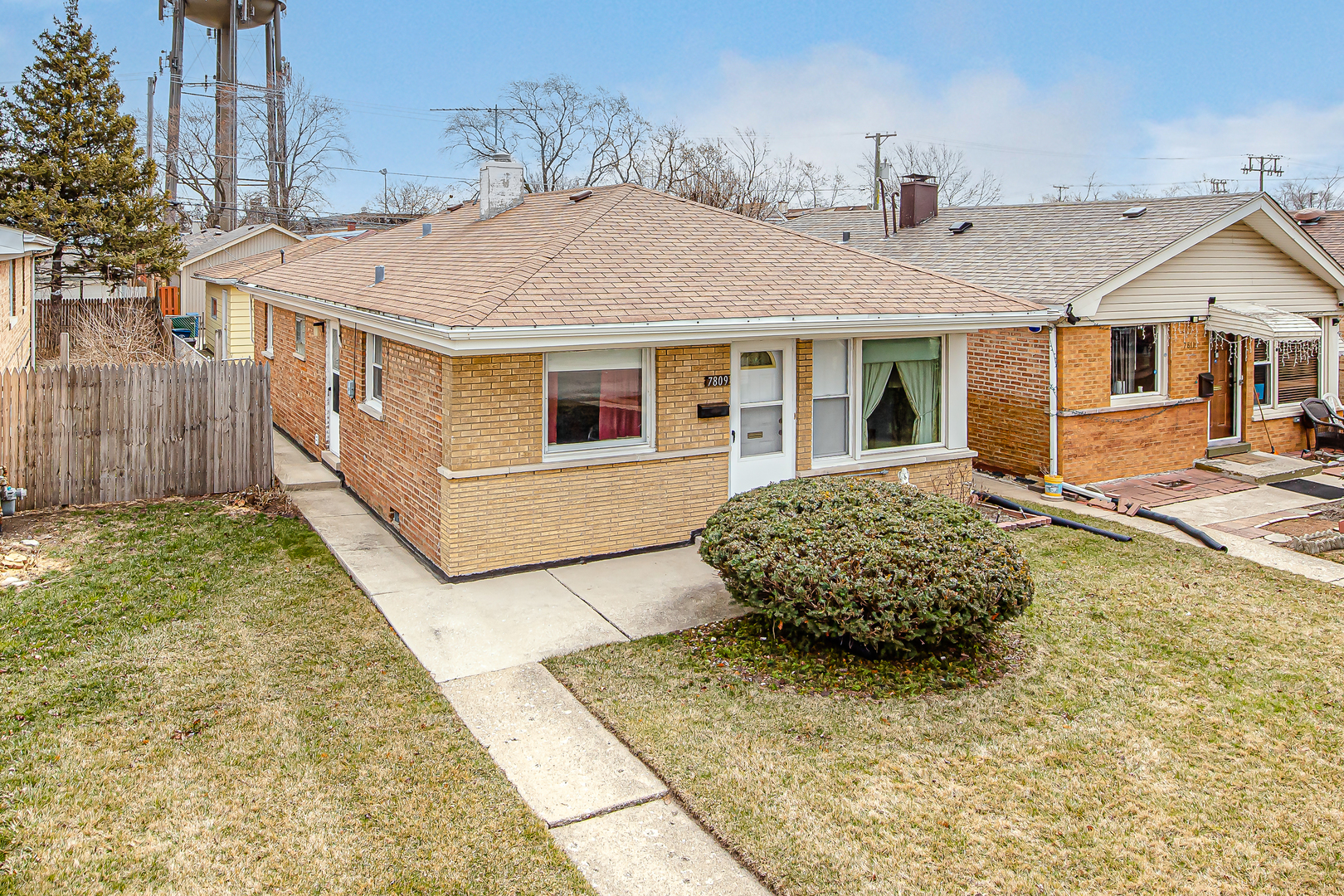 7809 S Lawler Ave, Burbank, IL 60459 - MLS 11734644 - Coldwell Banker