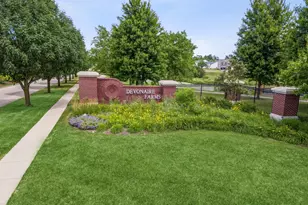 1746 Sunglow Ln, Dekalb, IL 60115 - Photo 1