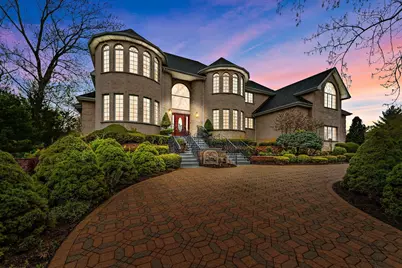 15W730 90th Street, Burr Ridge, IL 60527 - Photo 1