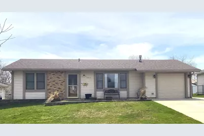 1607 Garland Lane, Hanover Park, IL 60133 - Photo 1