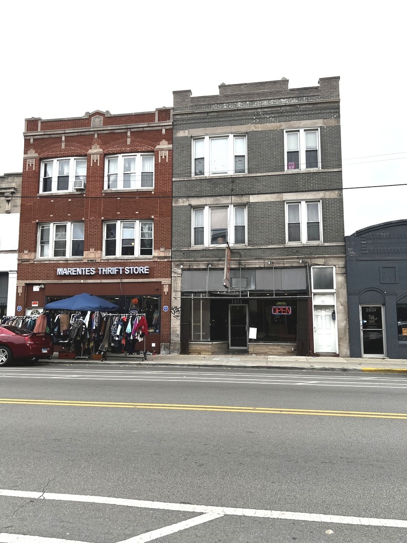 2825 W Cermak Rd, Chicago, IL 60623 - MLS 11806467 - Coldwell Banker