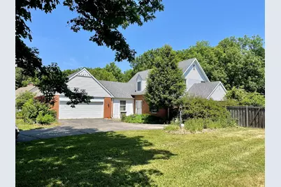 327 Greenwood N, Dekalb, IL 60115 - Photo 1