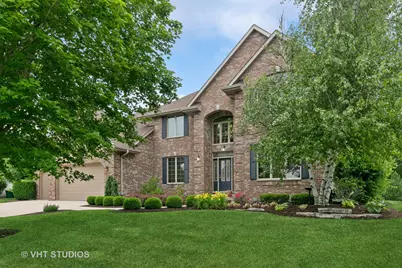 621 Independence Avenue, Sycamore, IL 60178 - Photo 1