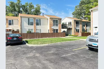 1964 Kenilworth Circle #F, Hoffman Estates, IL 60169 - Photo 1