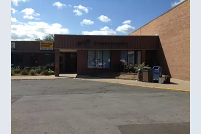 303 E McKinley Road, Ottawa, IL 61350 - Photo 1