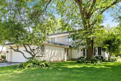 2309 N Evergreen Avenue, Arlington Heights, IL 60004 - Photo 1