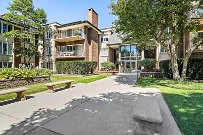 3 Oak Brook Club Drive #E204, Oak Brook, IL 60523 - Photo 1