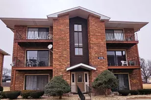 15700 Reynolds Ln, Oak Forest, IL 60452 - Photo 1
