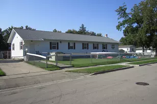 530 Charter St, Dekalb, IL 60115 - Photo 1