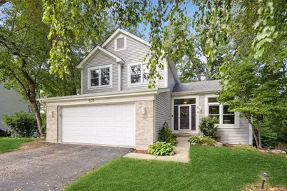 409 Hunters Way, Fox River Grove, IL 60021 - Photo 1