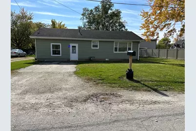 170 Spaulding Avenue, Clifton, IL 60927 - Photo 1