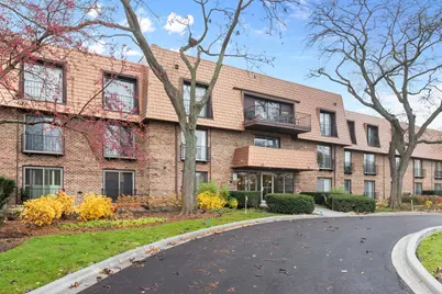 3900 Dundee Road #303, Northbrook, IL 60062 - Photo 1