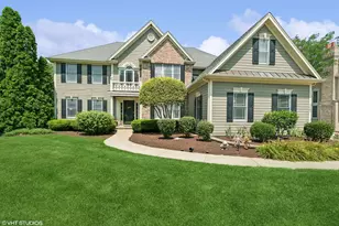 9560 Nicklaus Ln, Crystal Lake, IL 60014 - Photo 1