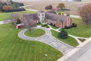 409 W Brayton Rd, Mount Morris, IL 61054 - Photo 1