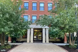 2335 W Belle Plaine Ave, Chicago, IL 60618 - Photo 1