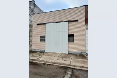 135 S Chicago Street, Saint Anne, IL 60964 - Photo 1