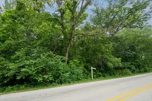 6N688 Tuscola Ave, Saint Charles, IL 60174 - Photo 1