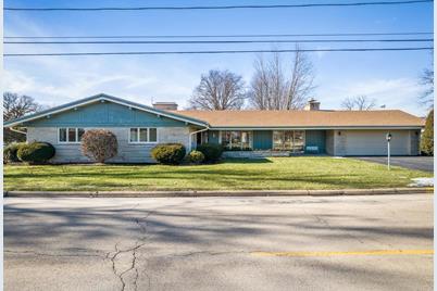 318 Bonus Avenue, Belvidere, IL 61008 - Photo 1