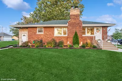 9559 Kilpatrick Avenue, Oak Lawn, IL 60453 - Photo 1