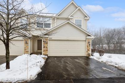 1857 Maplewood Court, Grayslake, IL 60030 - Photo 1